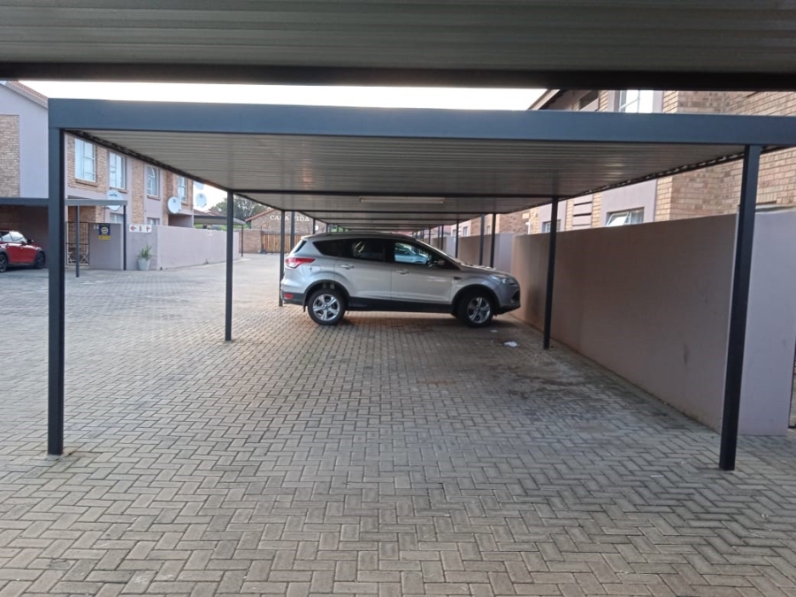 2 Bedroom Property for Sale in Pellissier Free State